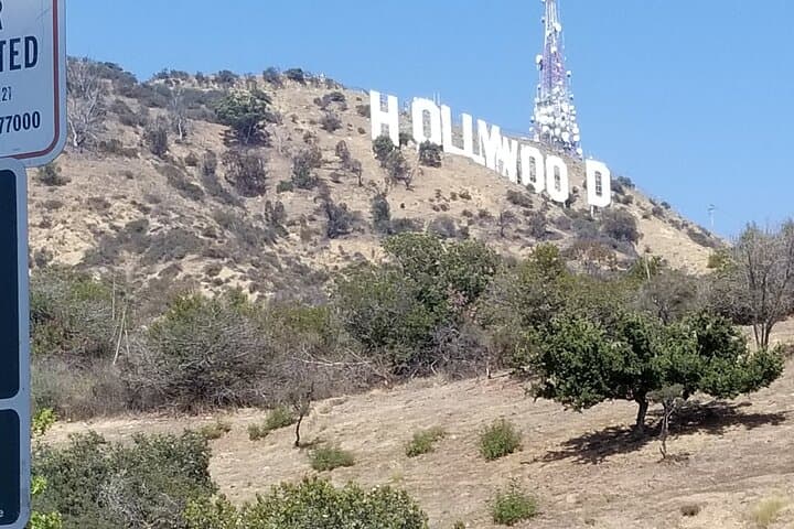 Inside Hollywood & Beverly Hills: Private Minibus Tour Guide for First-Time Visitors photo 2