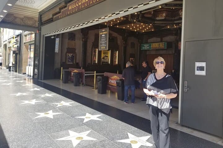 Inside Hollywood & Beverly Hills: Private Minibus Tour Guide for First-Time Visitors photo 4