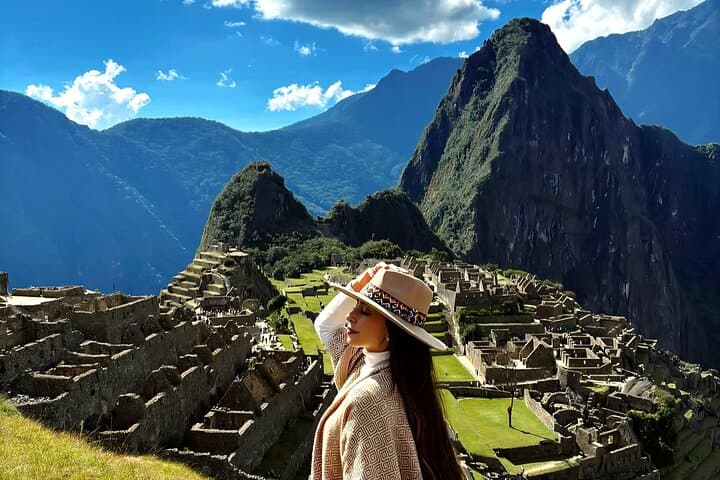 Full-Day Private Machu Picchu Tour from Cusco — Train, Guide & Lunch