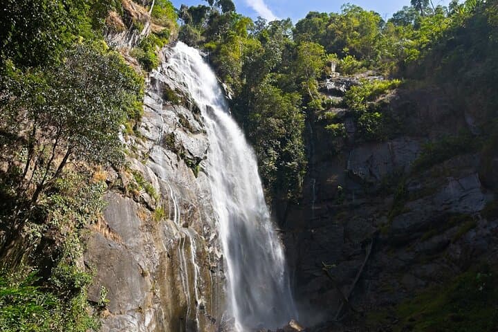 Chonlos Waterfalls Day Hike from Phnom Penh: Swim, Stream Crossings & Jungle Trails