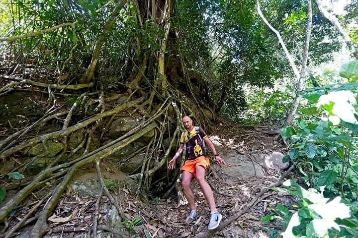 Chonlos Waterfalls Day Hike from Phnom Penh: Swim, Stream Crossings & Jungle Trails photo 6