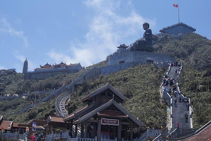 Sapa 2-Day Escape: Cat Cat Village & Fansipan Peak by Cable Car photo 3