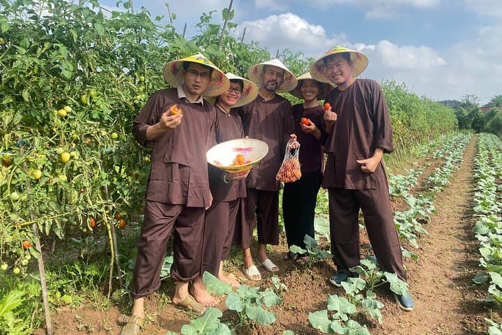 Jeep Tour to Hanoi Countryside: Giang Bien Farming, Cooking & Hammock Weaving