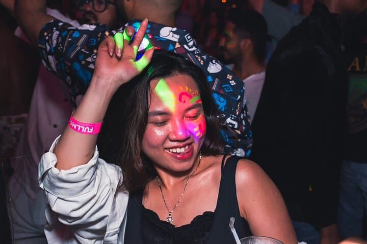 Phuket Half Moon Party at Paradise Beach — Drinks, DJs & Fire Shows photo 4