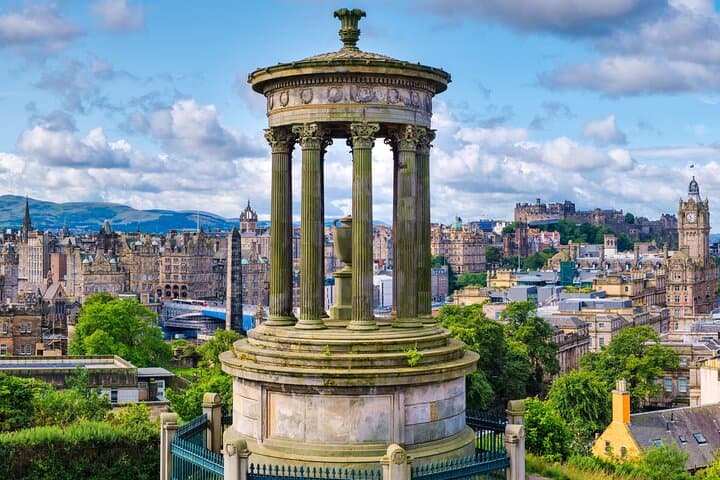 Panoramic Edinburgh Tour: Shore Excursion to Castle, Holyrood & Arthur's Seat photo 4