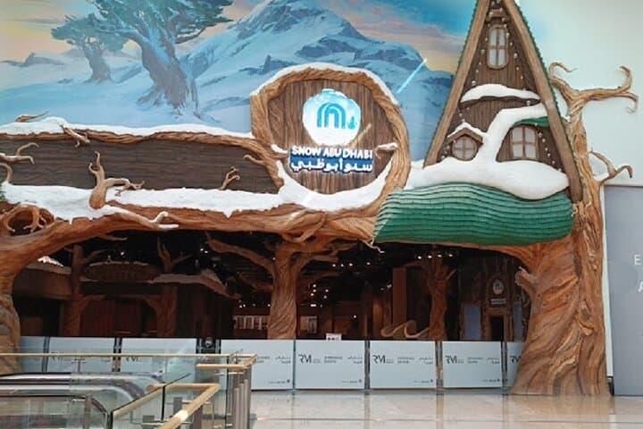 Ultimate Snow Park Abu Dhabi: Unlimited Rides + Hotel Transfers photo 2
