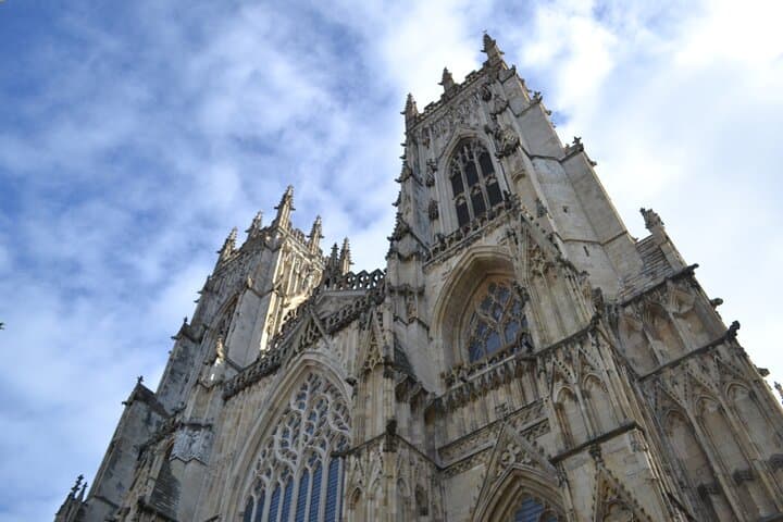 York Snickets and Stories: Interactive City Game and Discovery Walk