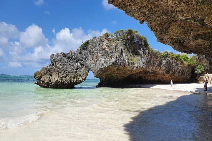 Zanzibar Culture Discovery & Secret Beach Tour from Stone Town photo 4