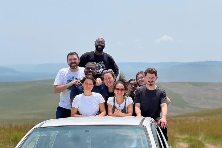 3-Day Brazzaville: Gorillas, Congo River Cruise & Sapeur City Tour