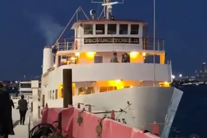 Boston Harbor Signature Dinner Cruise: Skyline Sails & Three-Course Luxury photo 3