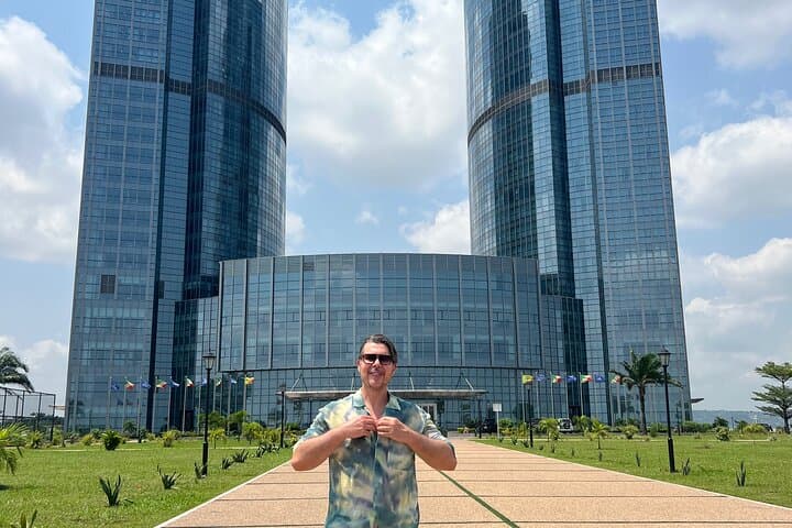 3-Day Brazzaville: Gorillas, Congo River Cruise & Sapeur City Tour photo 3