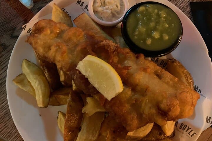 Liverpool Albert Dock and Cavern Quarter Food Walking Tour — Tastings, History & Local Pubs photo 5