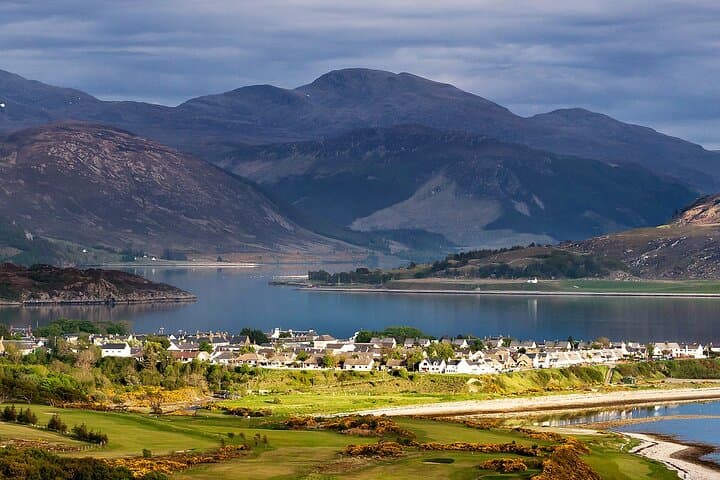 Private Highlands Tour from Ullapool: Custom Shore Excursion to Lochs, Glens & Castles