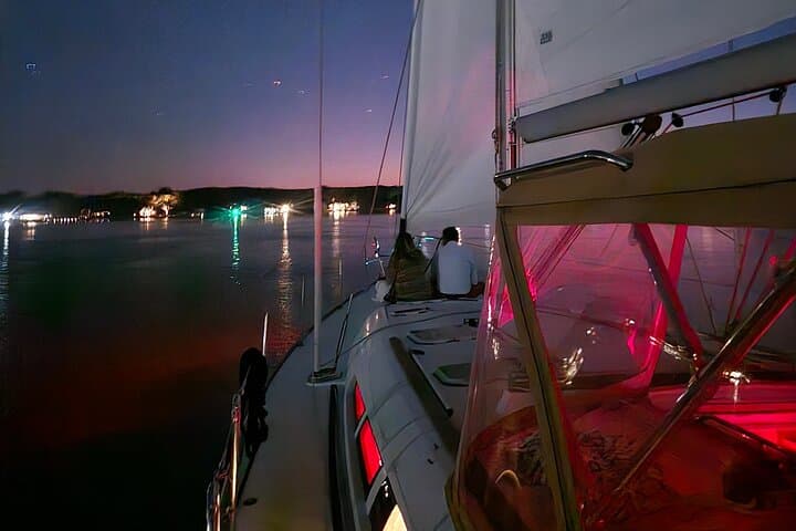 Charleston Moonlight Cruise on the Windchaser: 3-Hour Harbor Yacht Tour