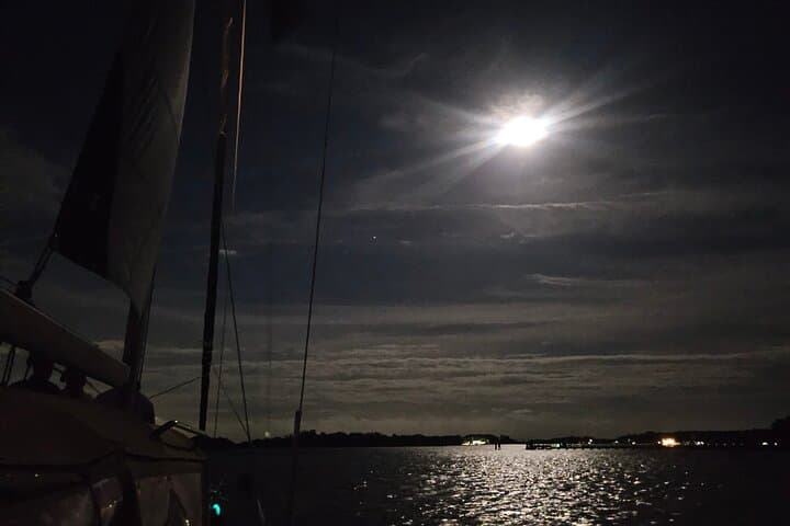 Charleston Moonlight Cruise on the Windchaser: 3-Hour Harbor Yacht Tour photo 3