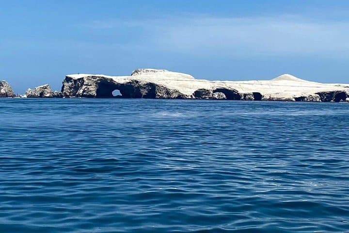 Golden Shadows: Ballestas Islands Speedboat and Paracas Sunset Trek photo 2