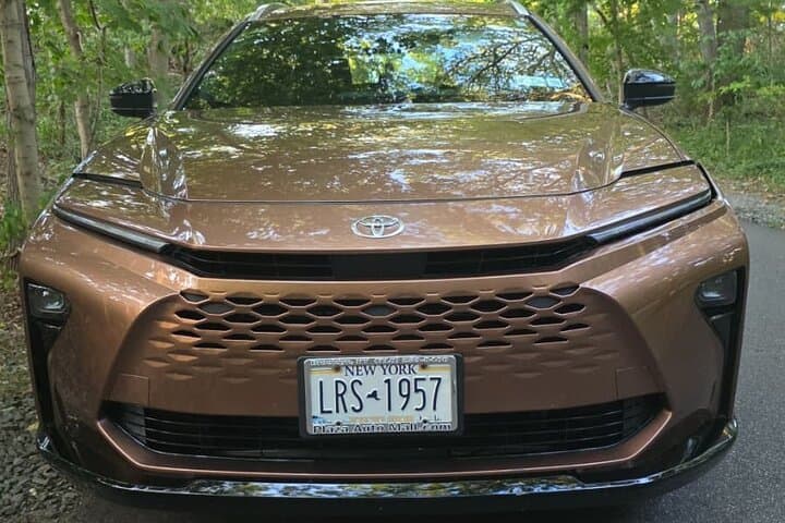 Roundtrip Private Airport Transfer New York JFK LGA — Door-to-Door Private Ride photo 5