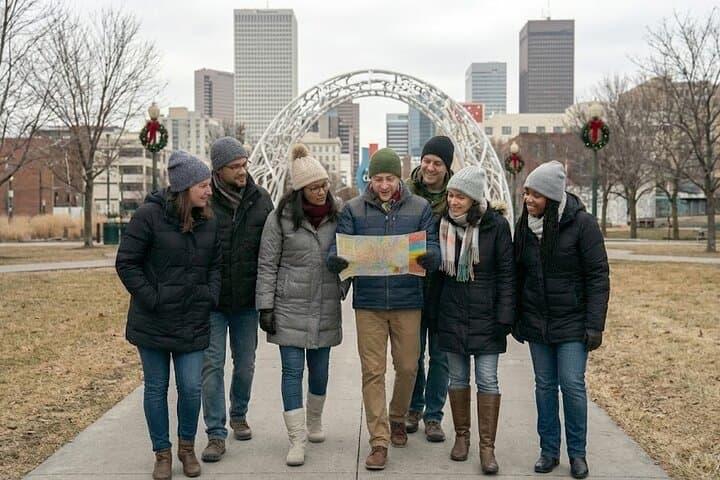 Self-Guided Art Walk & Scavenger Hunt in Des Moines