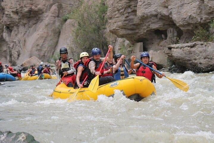 Chili River Rafting Near Arequipa: Half-Day Class II–IV Adventure
