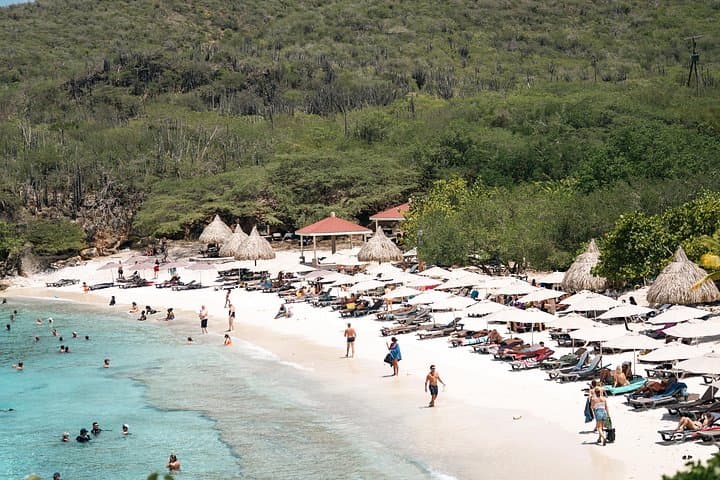 Curaçao Full-Day Adventure: Hato Caves, Turtles at Playa Piskadó, Kenepa Beach & Flamingos photo 1