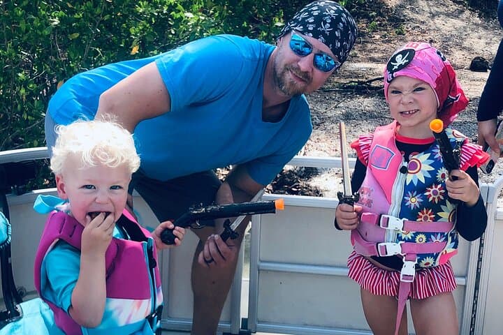 Sarasota Lil Pirate Treasure Hunt: Family Pirate Cruise & Dolphin Watch