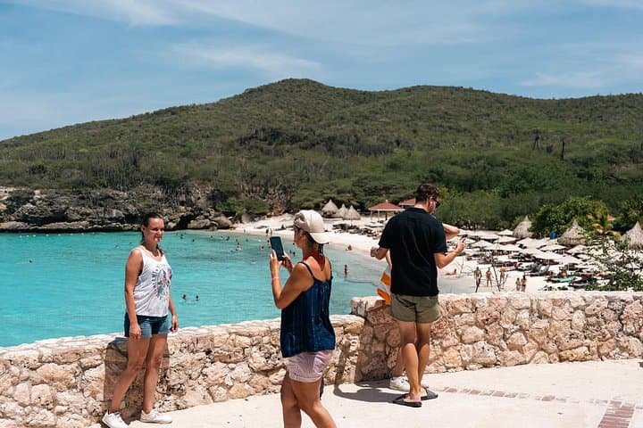 Curaçao Full-Day Adventure: Hato Caves, Turtles at Playa Piskadó, Kenepa Beach & Flamingos photo 4