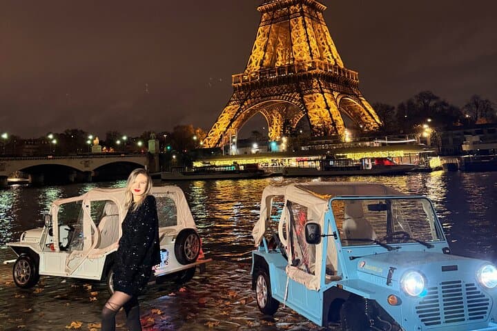 Private Paris Landmarks Tour by Mini Moke — 2-Hour Golf Cart Experience