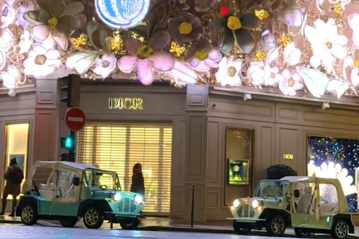 See Paris' Essentials in 3 Hours: Private Mini Moke Golf Cart Tour
