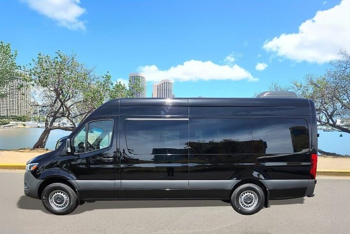 Oahu Private Luxury Sightseeing Tour: Customize an Island Loop in One Day photo 6