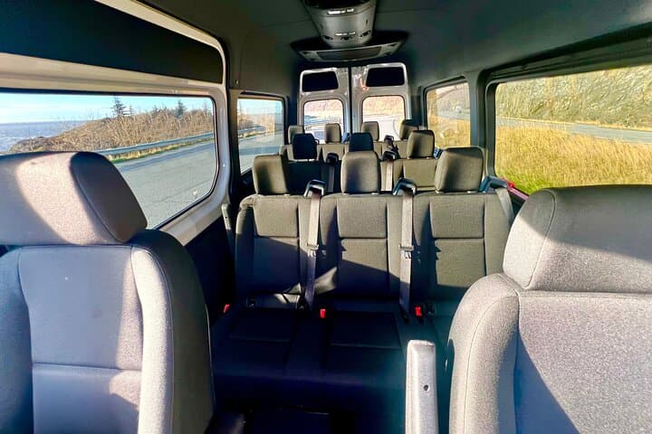 Anchorage to Seward Private Transfer — Scenic Turnagain Arm Group Ride photo 5