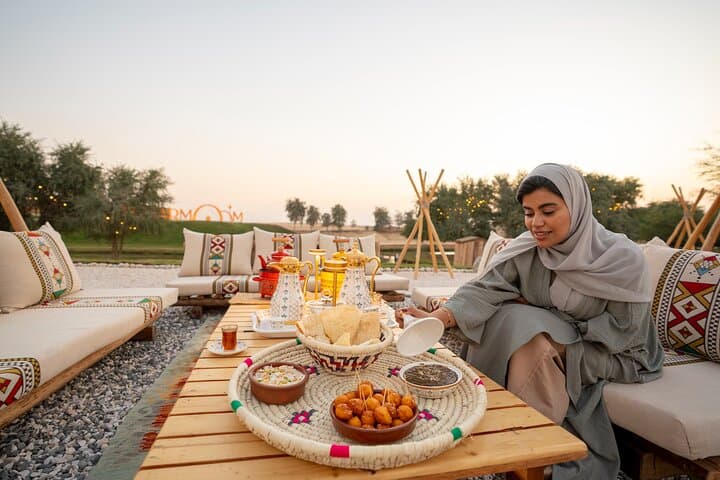 Desert High Tea at Al Marmoom Oasis: Sunset Teas, Falcons & Stargazing in Dubai photo 2