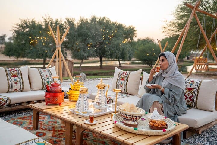 Desert High Tea at Al Marmoom Oasis: Sunset Teas, Falcons & Stargazing in Dubai photo 4