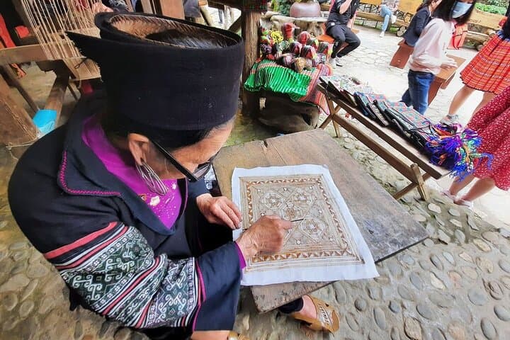 Cat Cat Village Scenic Walk: Private Guided Hmong Village Trek from Sapa photo 5