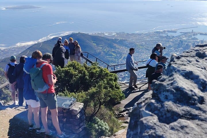 Table Mountain and Cape Town Big Wheel Combo: Cable Car Ride & V&A Waterfront Views photo 4