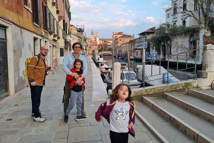 Venice Family Private Tour for Kids — Interactive Walking Adventure photo 4