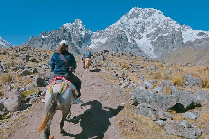 7 Lakes Ausangate Trek from Cusco: Day Hike to Turquoise High-Altitude Lakes photo 2