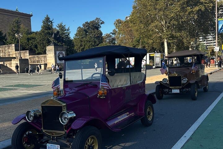 Historic Philadelphia by Electric Model‑T: One‑Hour Guided City Tour photo 3