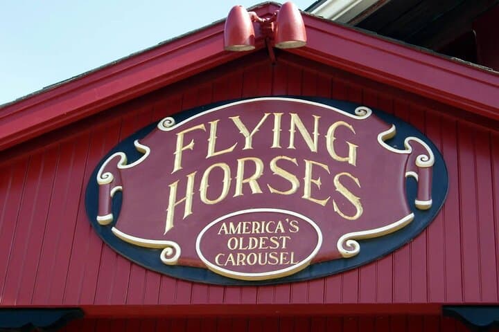 Private 4-Hour Martha's Vineyard Island Tour: Edgartown, Menemsha & Aquinnah photo 2