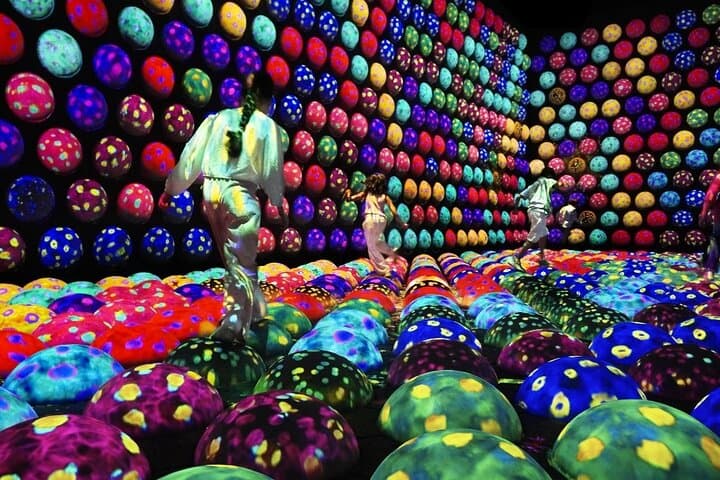 Experience teamLab Borderless Jeddah: Immersive Digital Art in the Red Sea City