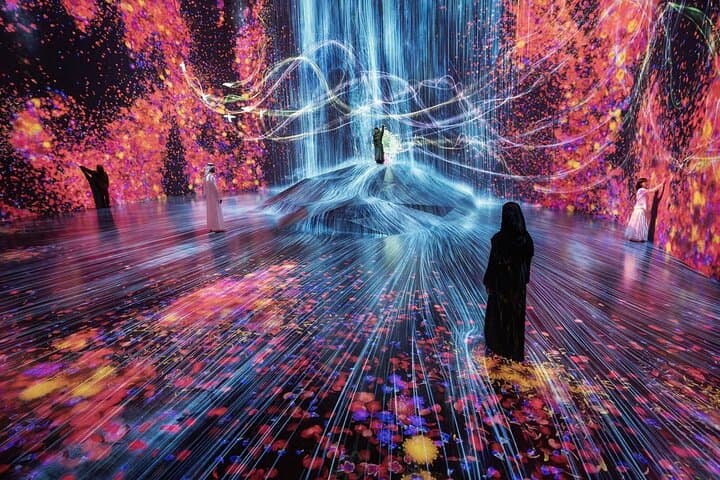 Experience teamLab Borderless Jeddah: Immersive Digital Art in the Red Sea City photo 4