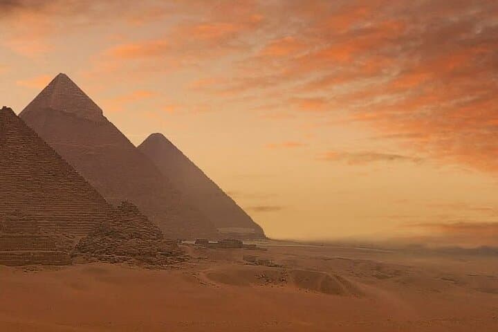 One-Day Cairo: Pyramids, Sphinx & Grand Egyptian Museum from Hurghada photo 2