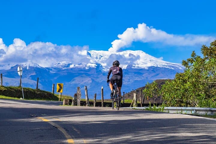 Conquer Alto de Letras: 7-Day Premium Cycling Tour & Cultural Immersion