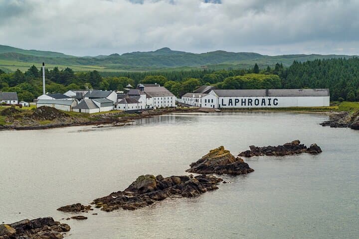 4-Day Private Islay Whisky Tour: Lagavulin, Ardbeg & Laphroaig Distilleries photo 3