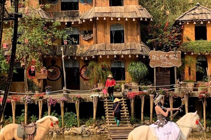 Half-Day Cat Cat Village Trek in Sapa: Hmong Culture & Waterfall Walk photo 4
