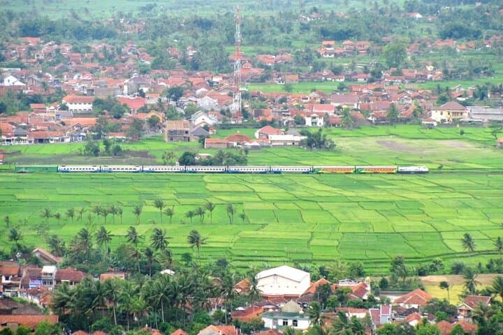 5-Day Java Highlights: Borobudur, Prambanan, Bromo & Ijen Volcano Tour photo 3