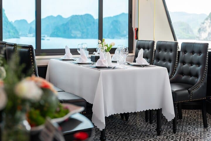 Halong Bay Luxury Day Cruise from Hanoi — Kayaking, Caves & Buffet photo 6