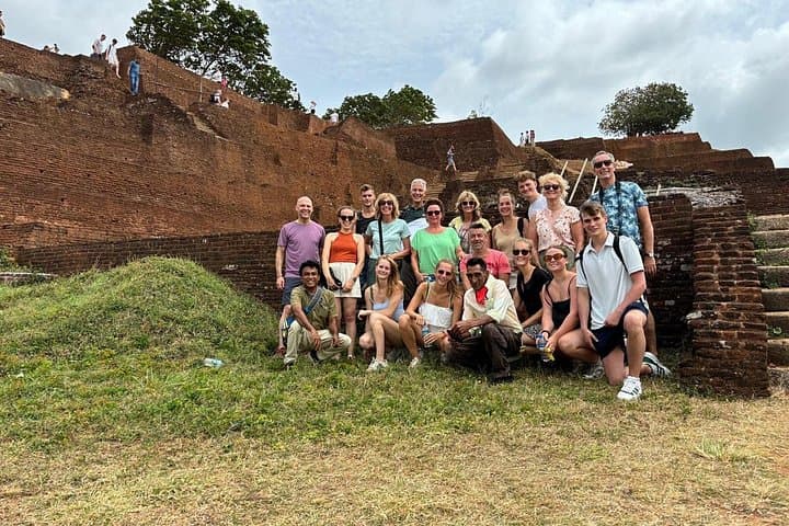 8-Day Private Sri Lanka Tour — Sigiriya, Tea Country & Southern Coast photo 4
