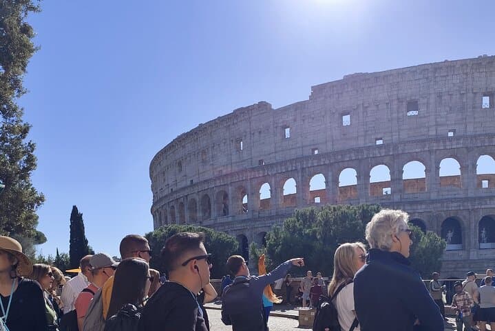 Colosseum, Roman Forum & Palatine Guided Tour — Rome History Walk photo 3