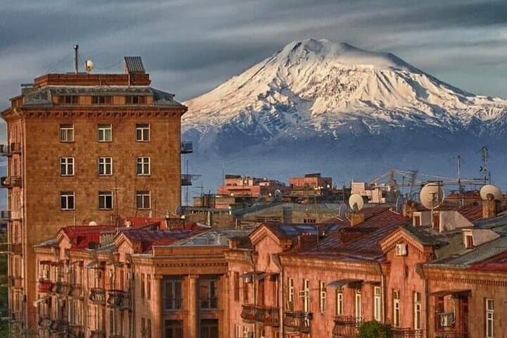 Tbilisi to Yerevan Private Transfer with Stops at Lake Sevan & Dilijan photo 2