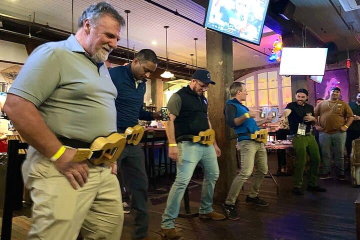 Guided Pub Crawl in Downtown Nashville: Printers Alley & 2nd Ave Walking Tour photo 4